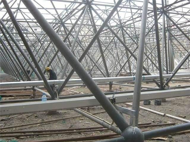 偃师盘点螺栓球网架对选材方面的4点要求