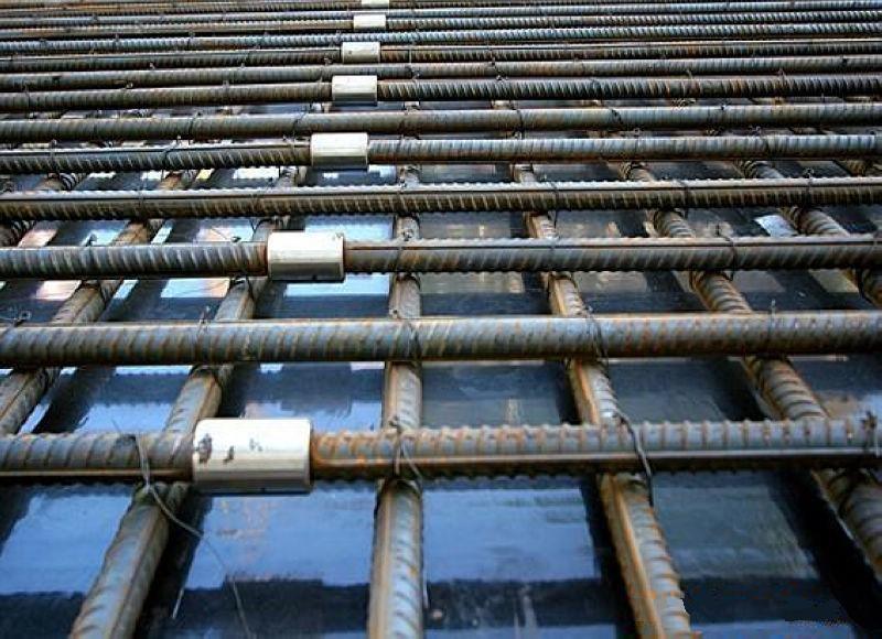 偃师为什么建楼房时，要在钢筋上加一排小圆环？原来作用这么大